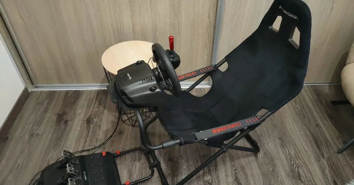 Playseat a Logitech G920