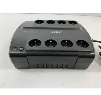 BACK UPS APC 700 ES