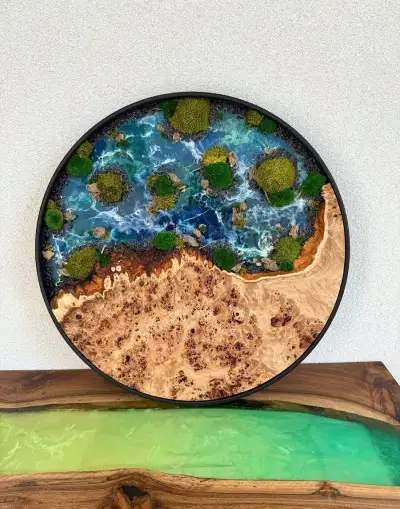 Machový obraz s epoxidom a drevom z očkového topoľa 63,5cm