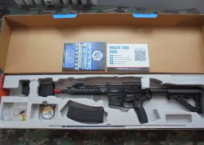 G&G MGCR556 7" gas GBB full metal.
