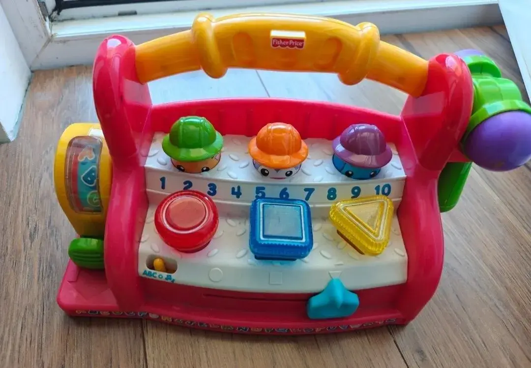 Interaktívna hračka od Fisher Price po maďarsky