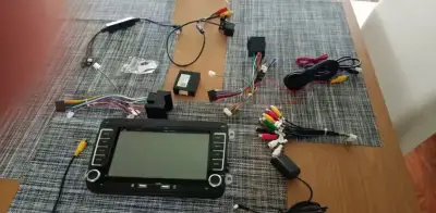 Android 10 7” 2 din rádio úplne nové zabalené dostupné 1KS