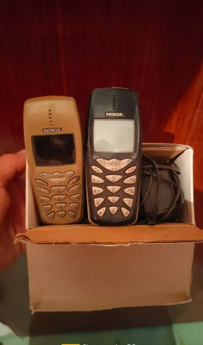 Nokia 3500 a 3510i