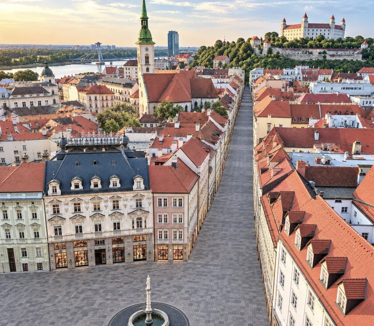 Prenájom reštaurácie s odstúpením zariadenia-Bratislava I