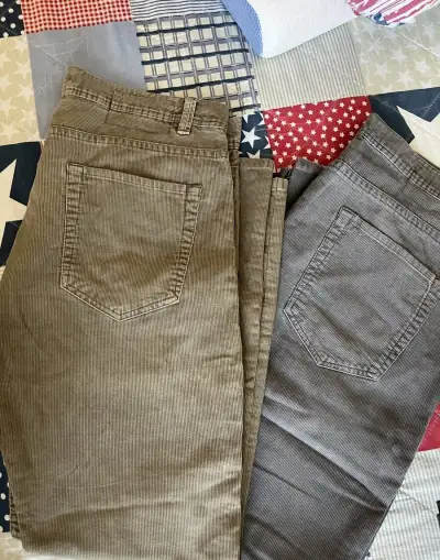 H&M panske menčestrové nohavice