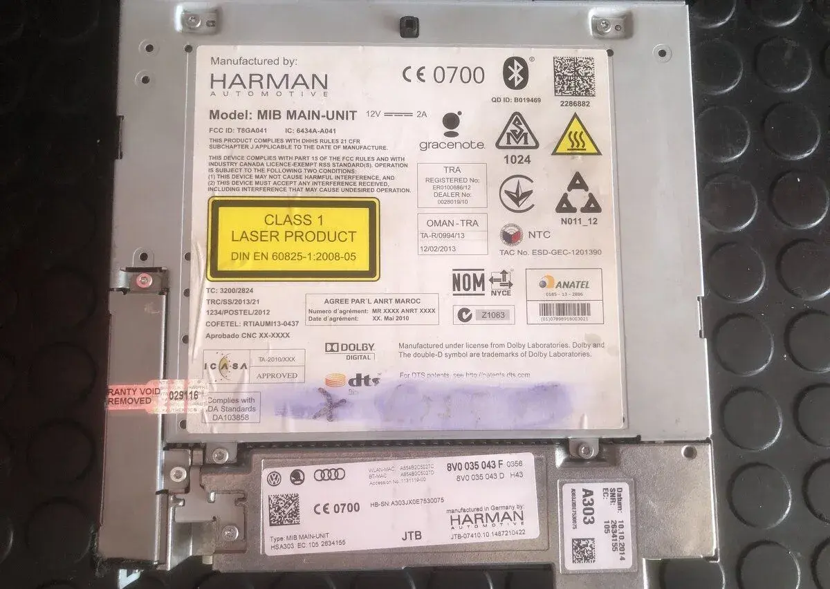 Audi MIB Harman 8V0035043F navigacia, bluetooth