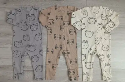 Pyžamká Next 92
