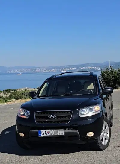 Hyundai Santa – 2009, 290 000 km