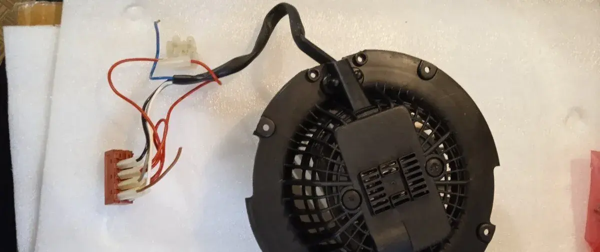 Elektromotor z digestora MORA