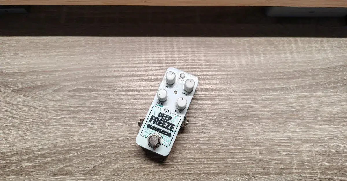 EHX Pico Deep Freeze - ambientný gitarový pedál