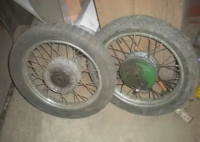 Nahradne diely na moto 175 a pod.
