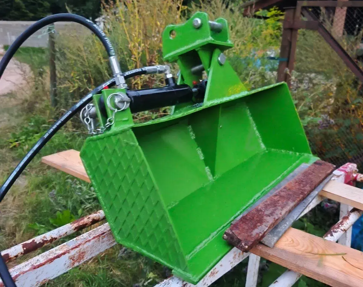 Hydraulicka svahovačkana minibager 80cm
