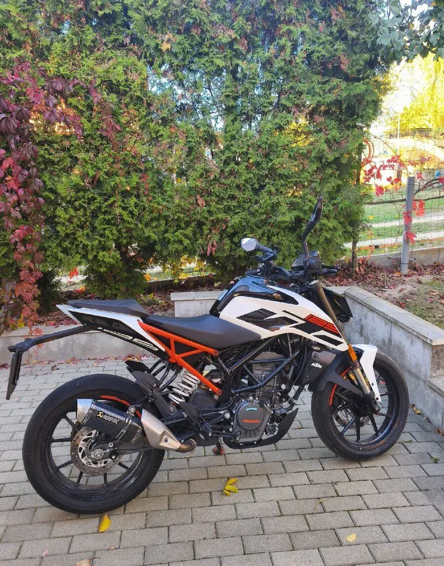 KTM DUKE 125