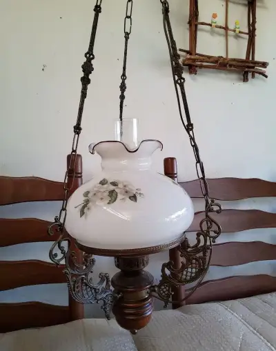 mosadzná stropná lampa na el. štýl petrolejka