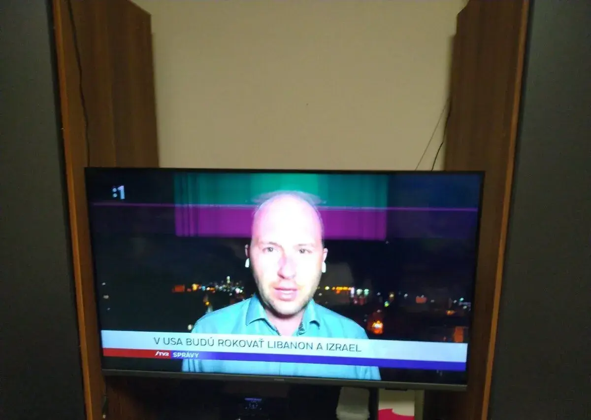 Philips 43PUS7608 43″ 4K – poškodený panel / na diely