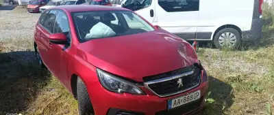 Peugeot 308 – 2017, 2 017 km