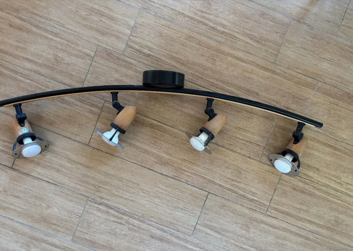 Lampa do kuchyne