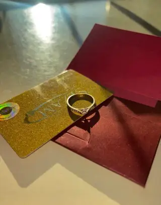 Zlatý prsteň s diamantmi