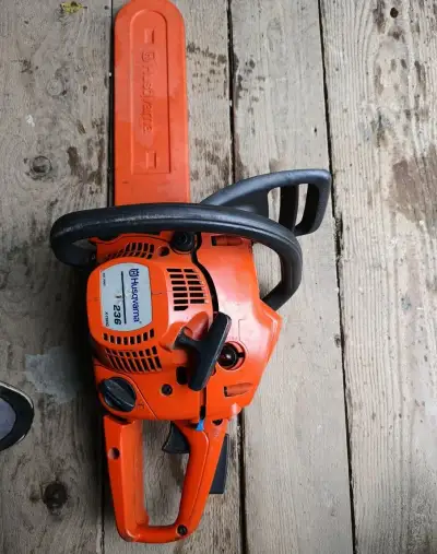 Husqvarna 236