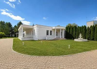 PODNIKAJTE VO VEĽKOM:REŠTAURÁCIA ARAGOSTA S POZEMKOM 4882 m2