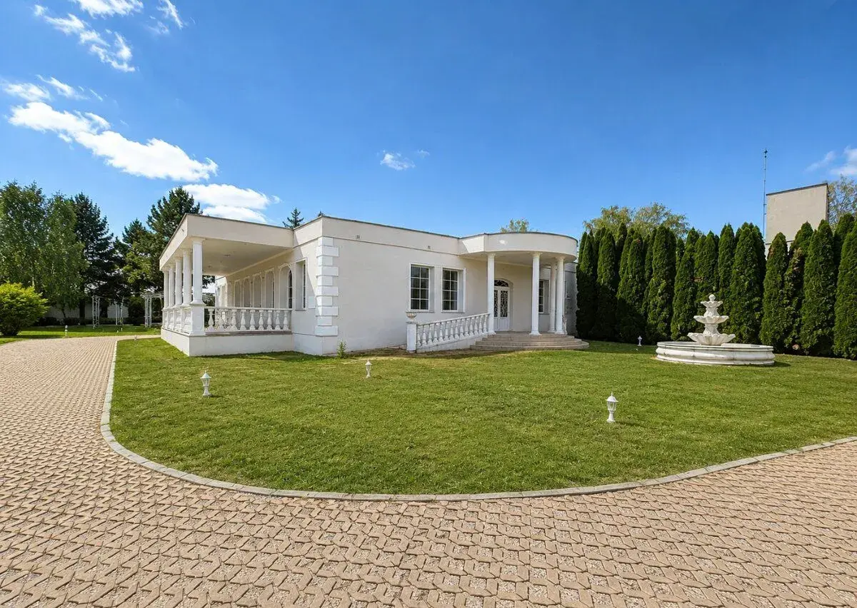 PODNIKAJTE VO VEĽKOM:REŠTAURÁCIA ARAGOSTA S POZEMKOM 4882 m2