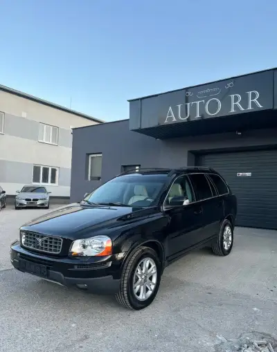 Volvo XC90 – 193 271 km