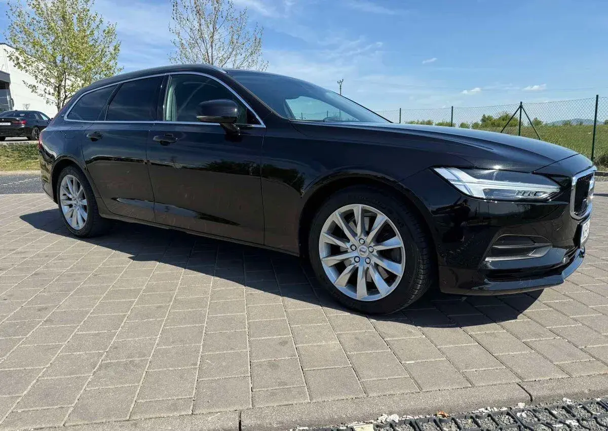 Volvo V – 236 615 km