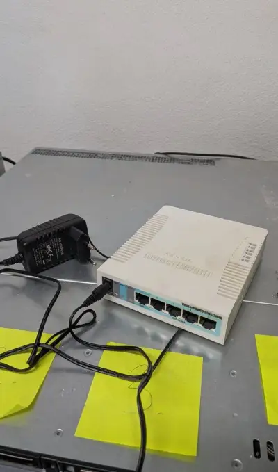 Mikrotik Routerboard RB951G-2HnD