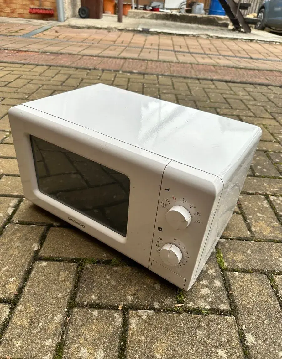 Mikrovlnná rúra Daewoo