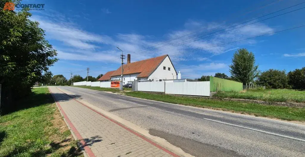 4613 m² areál s budovou pôvodného liehovaru v obci Zemianske