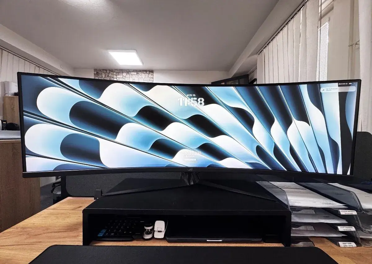 49" Ultra-wide monitor ASUS ROG Strix XG49VQ