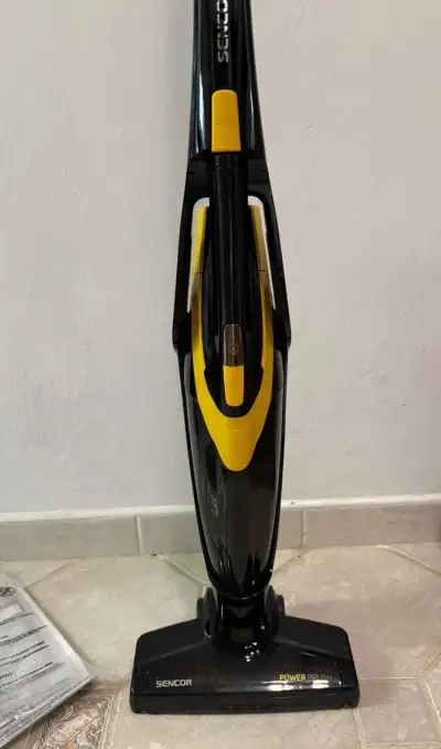 Vysávač Sencor SVC 0741YL-EUE3