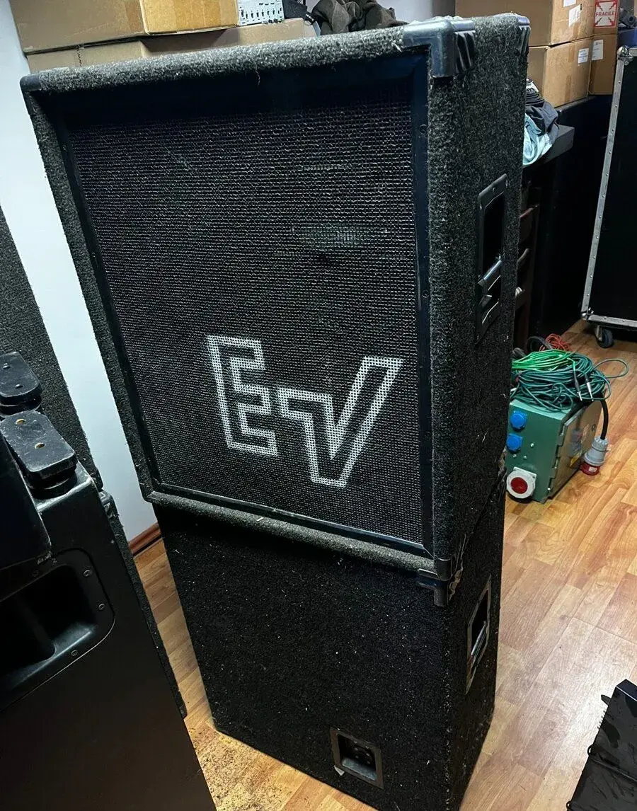electro voice 3 pásmové kocky