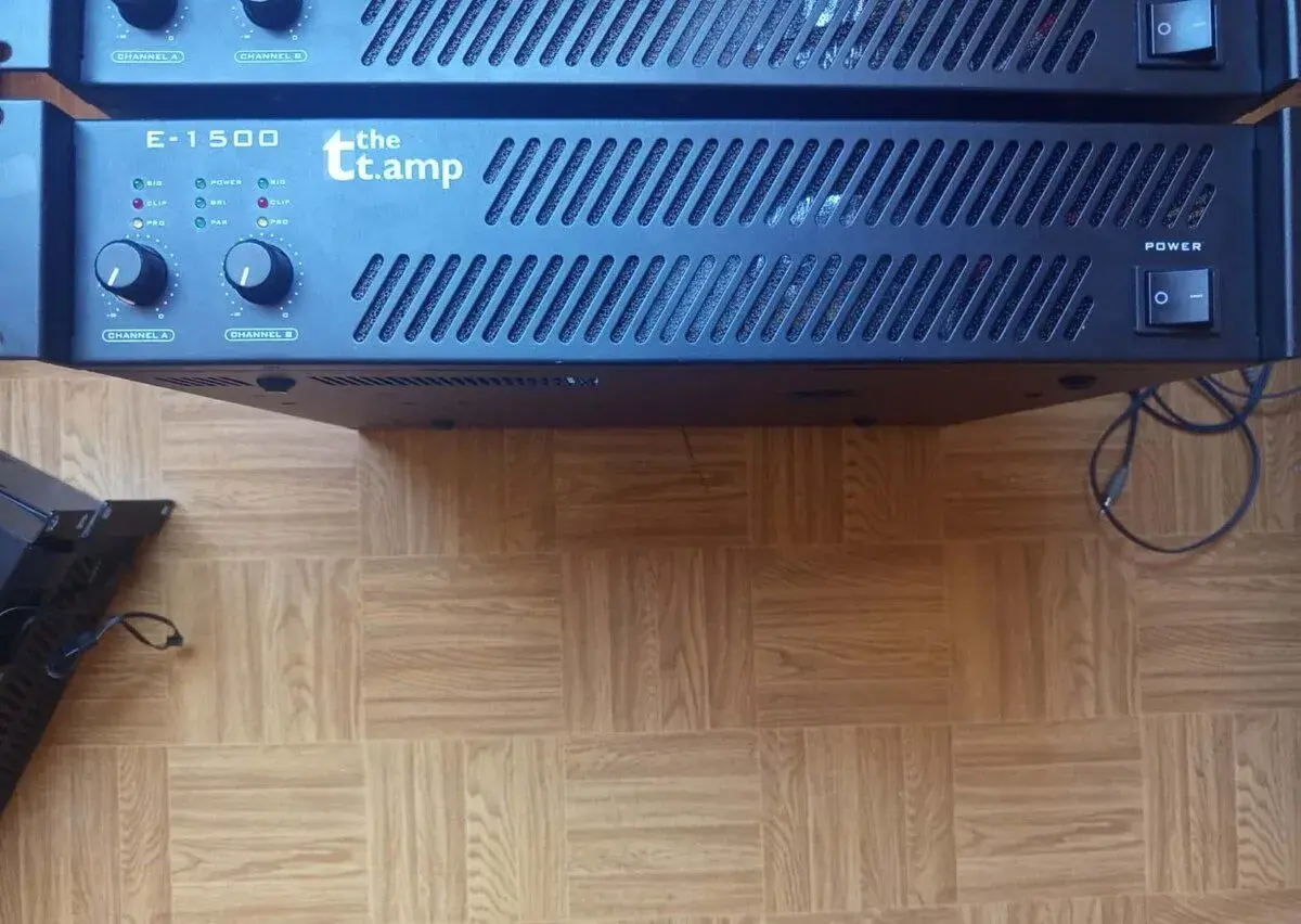 The amp zosilovac E1500