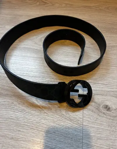 Gucci opasok monogram