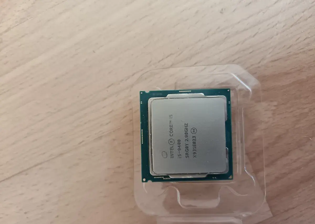 Intel i5-9400