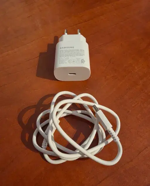 Originálna 25W nabíjačka Samsung C to C, biela