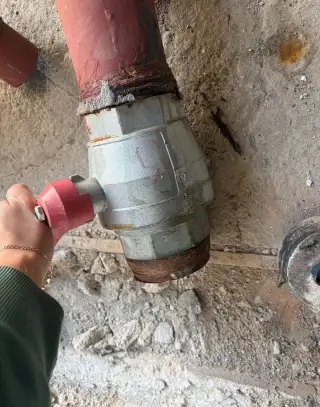 Nerezové guľové ventily, mosadzné filtre a spätne klapky
