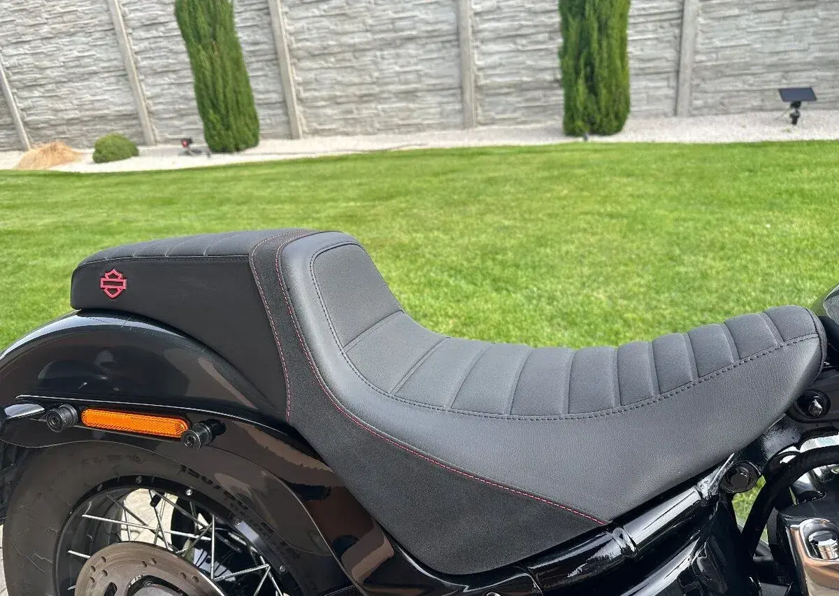 Sedadlo switchback Harley davidson