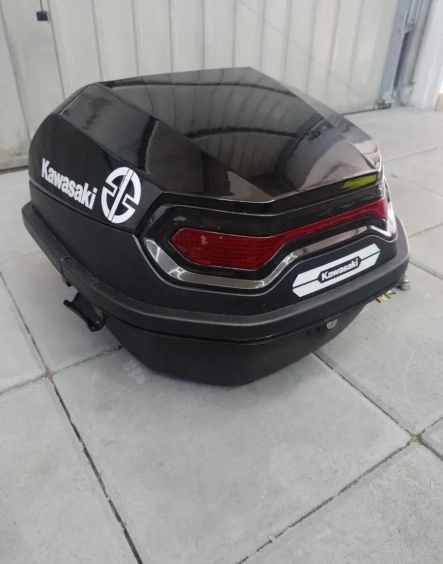 Zadný kufor topcase