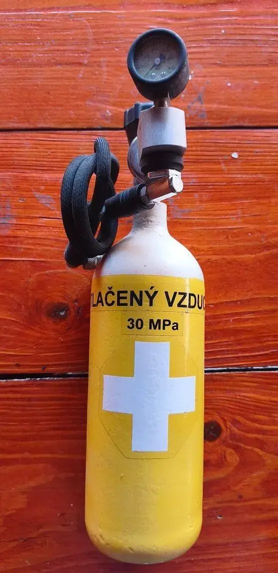 Kompozitnú fľašu na stlačený vzduch 2l 30MPa