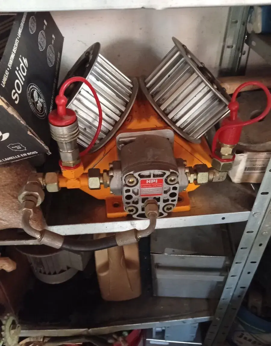 Hydraulický posun káblových zvitkou