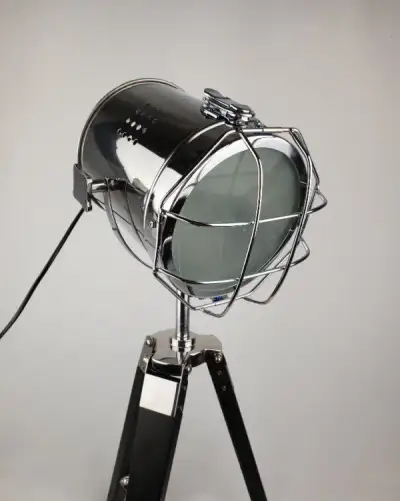 Lampa nová