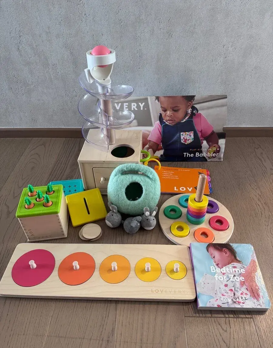 Lovevery The Babbler Play Kit 13,14,15 mesiacov