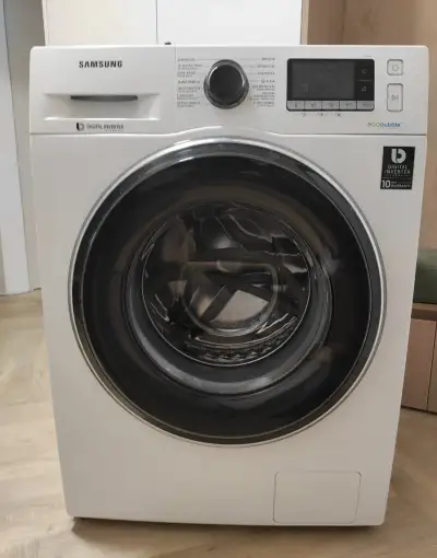 Práčku Samsung EcoBubble Digital Inverter WW70J5446EW