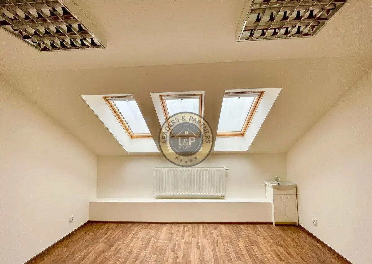 Prenájom kancelárie 16 m² – Moyzesova, Košice