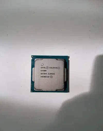 intel celeron G4900