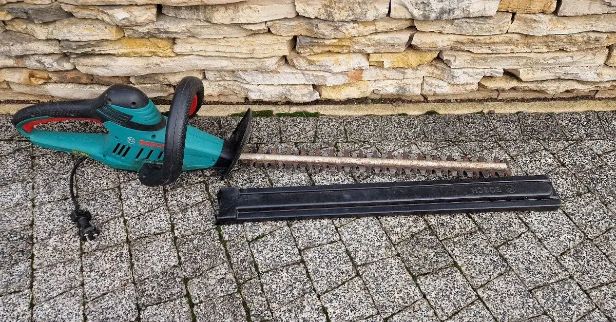 Bosch plotostrih elektrický -