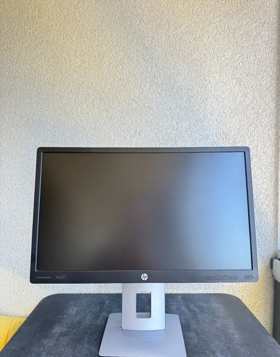 LCD monitor HP EliteDisplay E240