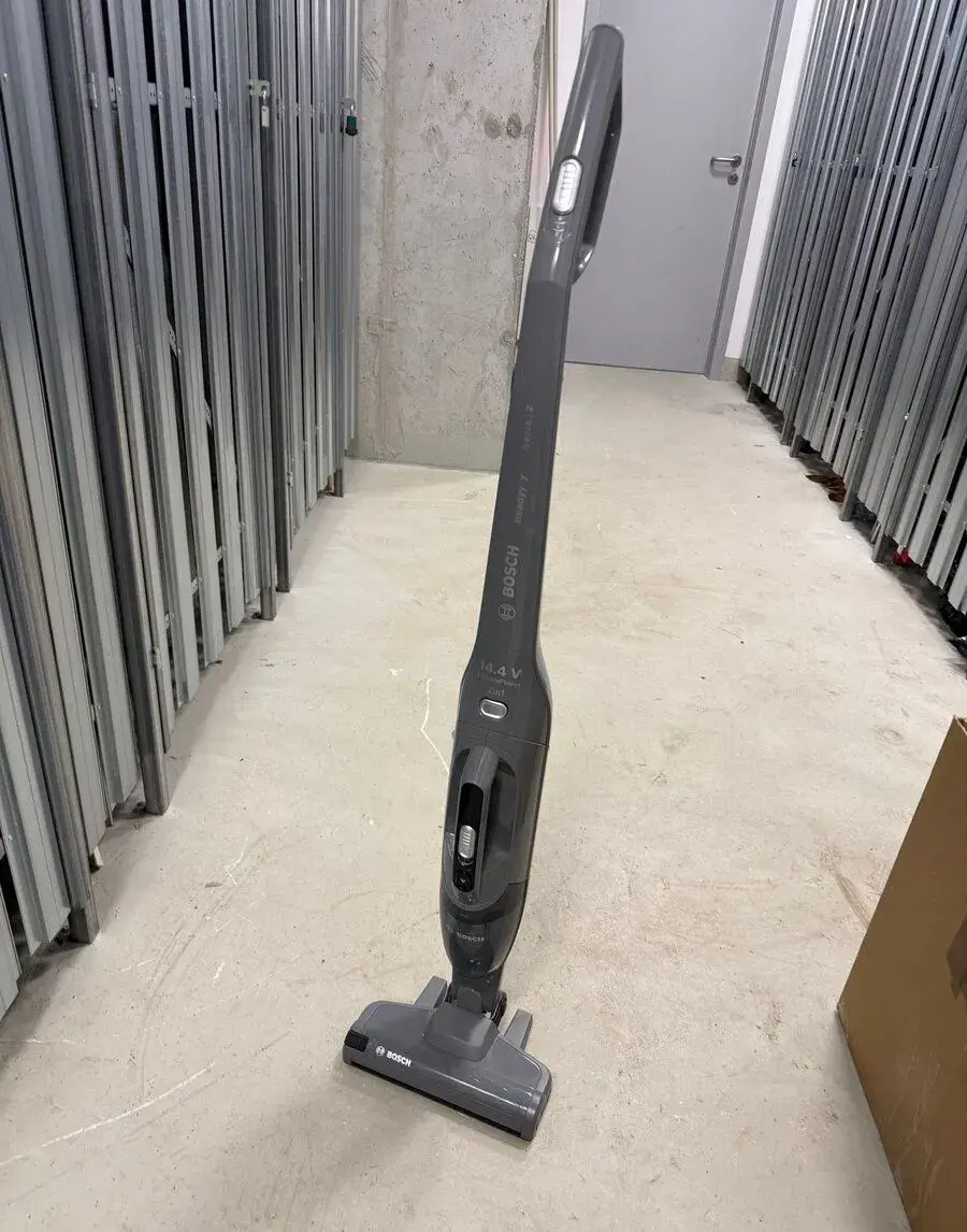 Tyčový vysávač Bosch BBHF214G